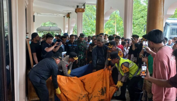 Tragis! Banjir Bandang Agam: 28 Jenazah Ditemukan dari Sungai, 6 Jorong Masih Terisolasi