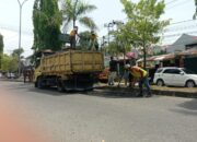 Tingkatkan Kenyamanan Pengendara, Pemko Padang Lakukan Patching Jalan