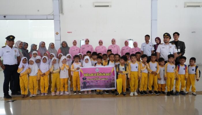 Melalui Angkutan Rombongan, KAI Divre II Ajak Anak TK Belajar Transportasi Publik