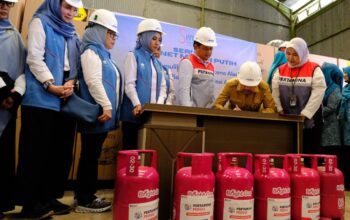 Pertamina dan SERUNI Serahkan Bantuan Air Bersih dan 1.577 Tabung Bright Gas bagi Warga Terdampak Bencana di Pidie Jaya